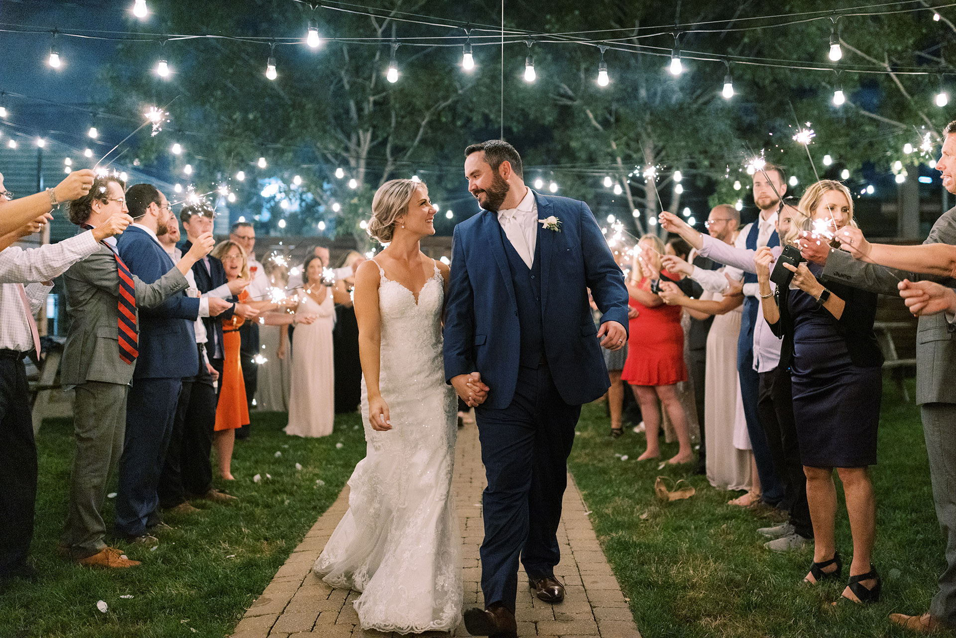Outdoor wedding venue in Kansas City.
